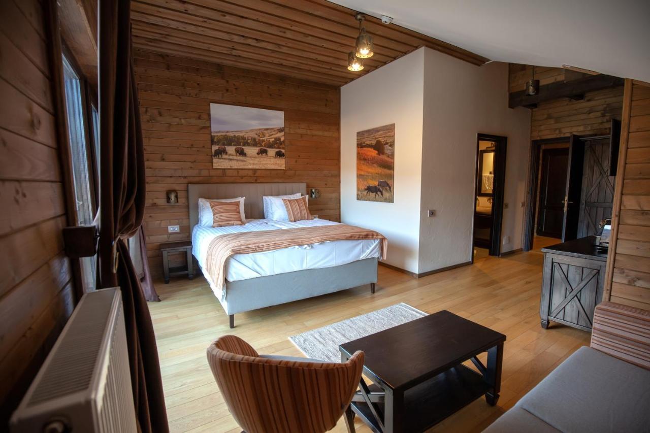 Maggie'S Ranch Hotel Rîşnov Ngoại thất bức ảnh