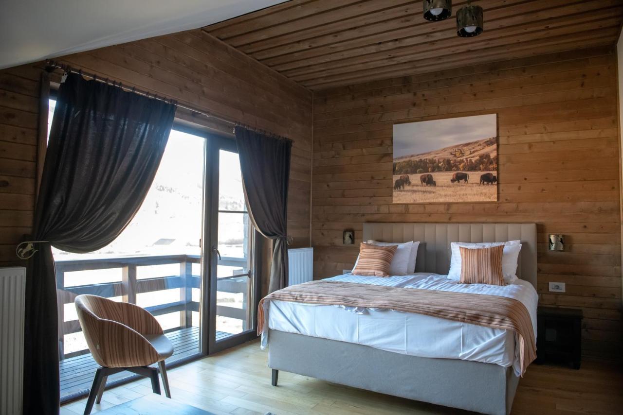 Maggie'S Ranch Hotel Rîşnov Ngoại thất bức ảnh