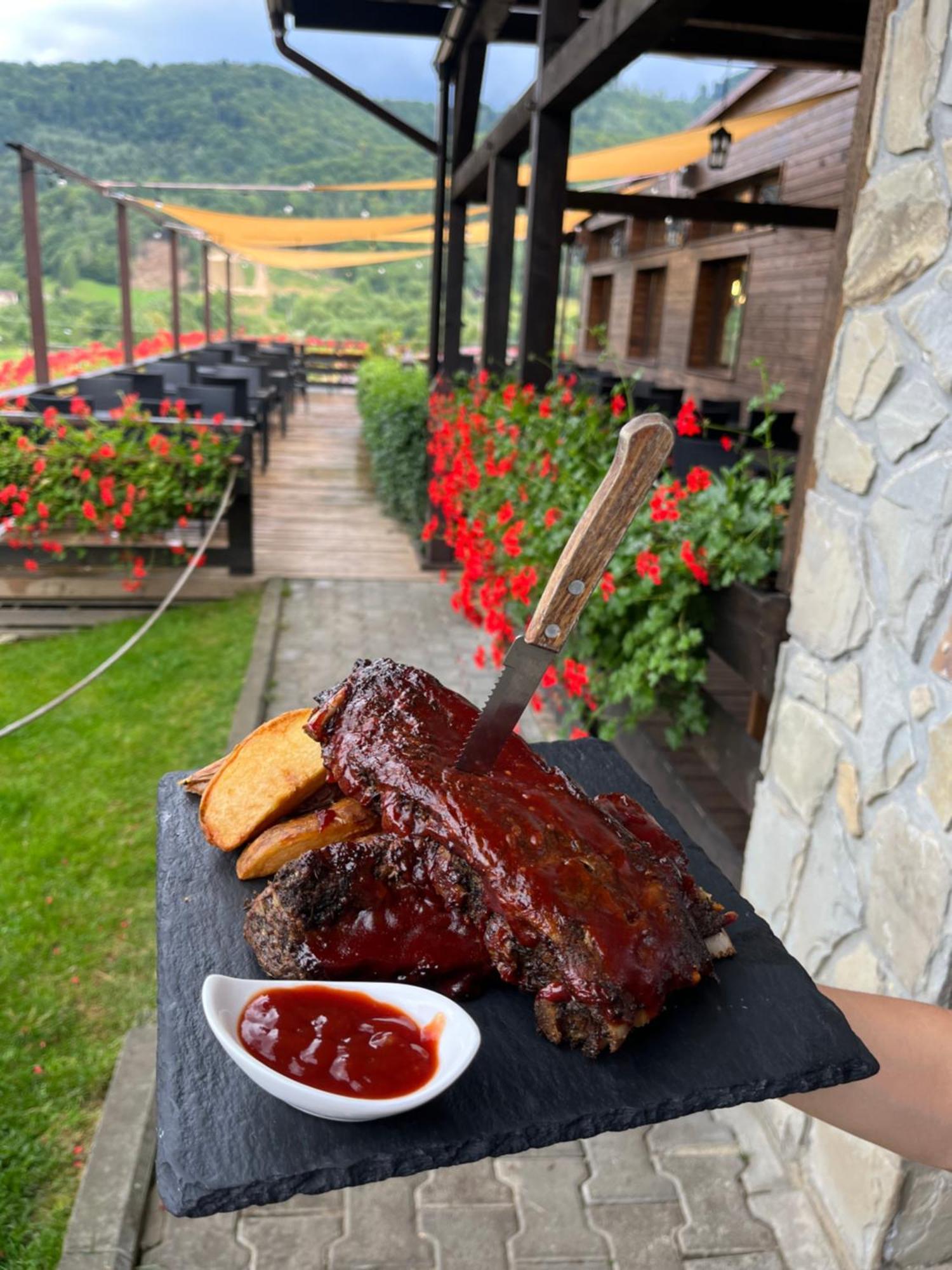Maggie'S Ranch Hotel Rîşnov Ngoại thất bức ảnh