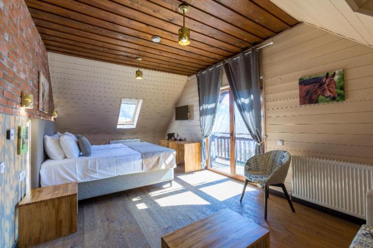 Maggie'S Ranch Hotel Rîşnov Ngoại thất bức ảnh